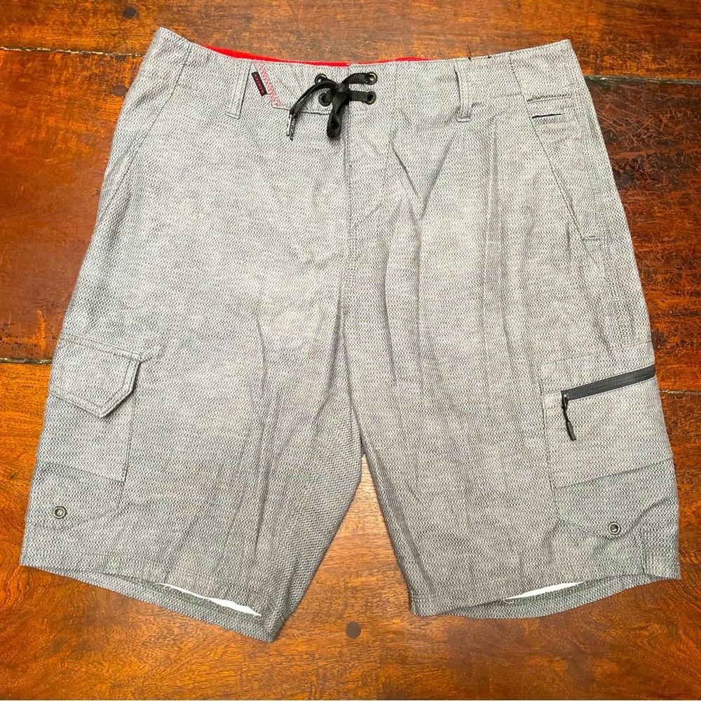 Oakley Voyage Grey Patterned Hybrid Performance Shorts 32